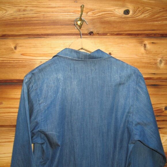 Jen’s Pirate Booty Chambray Top Shacket - Picture 8 of 10